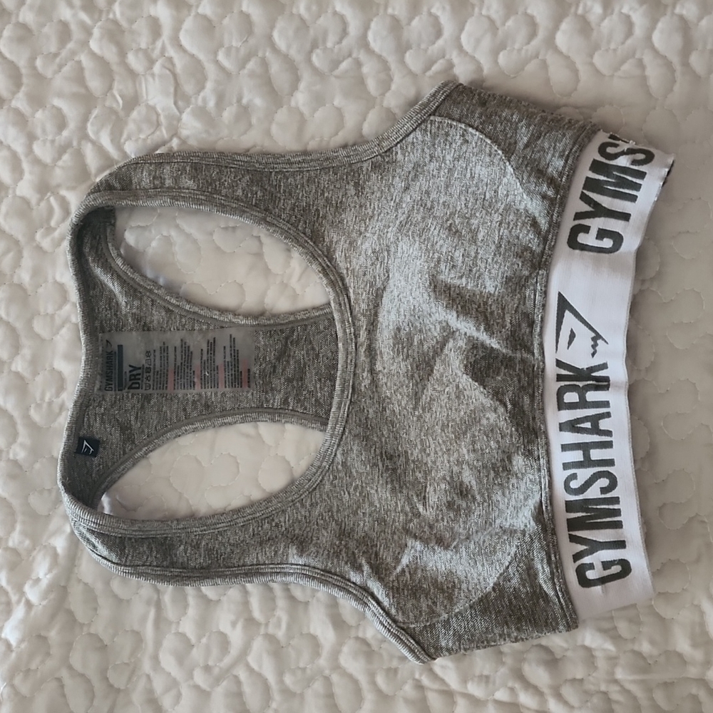 Sports bra